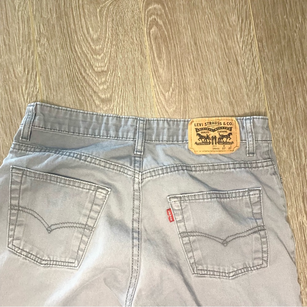 Levi’s - Picture 4 of 5